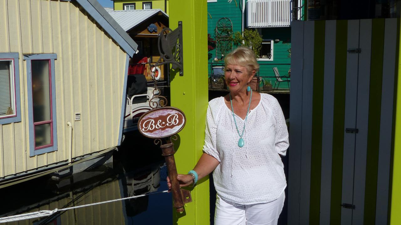 A Float Home B&B In Fisherman'S Wharf Victoria Eksteriør bilde