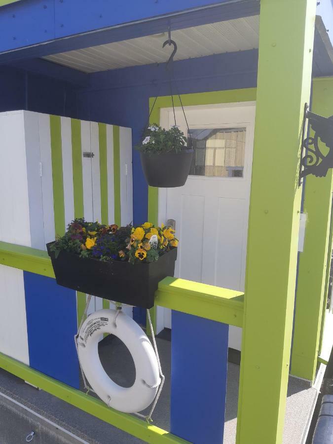 A Float Home B&B In Fisherman'S Wharf Victoria Eksteriør bilde